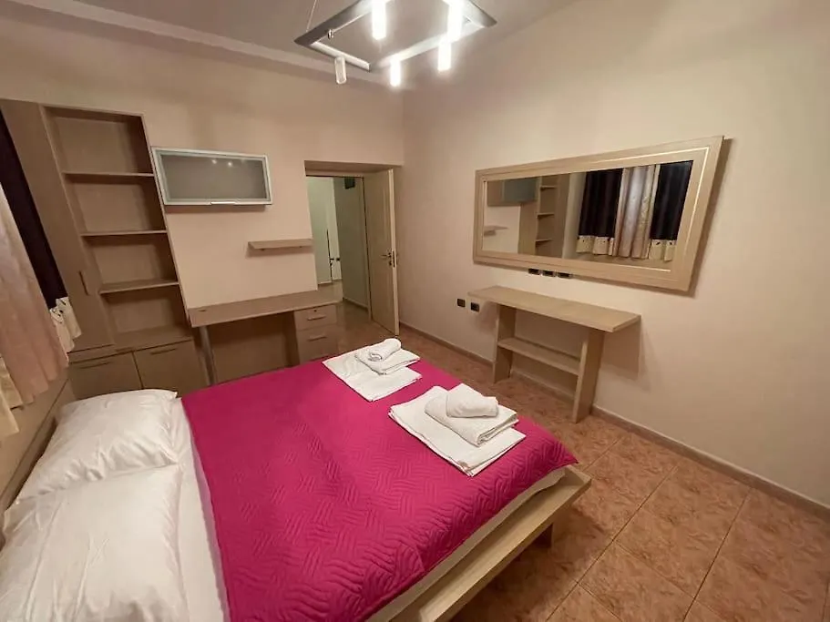 Dario House Apartamento Tirana Albânia