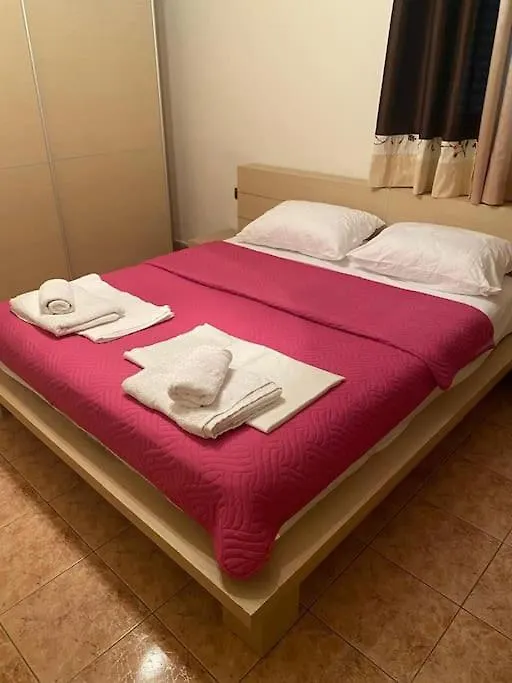 地拉那Dario House公寓 地拉那