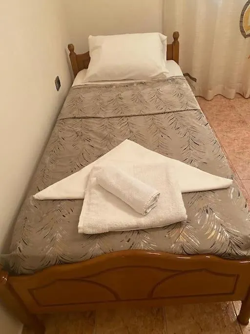 地拉那Dario House公寓